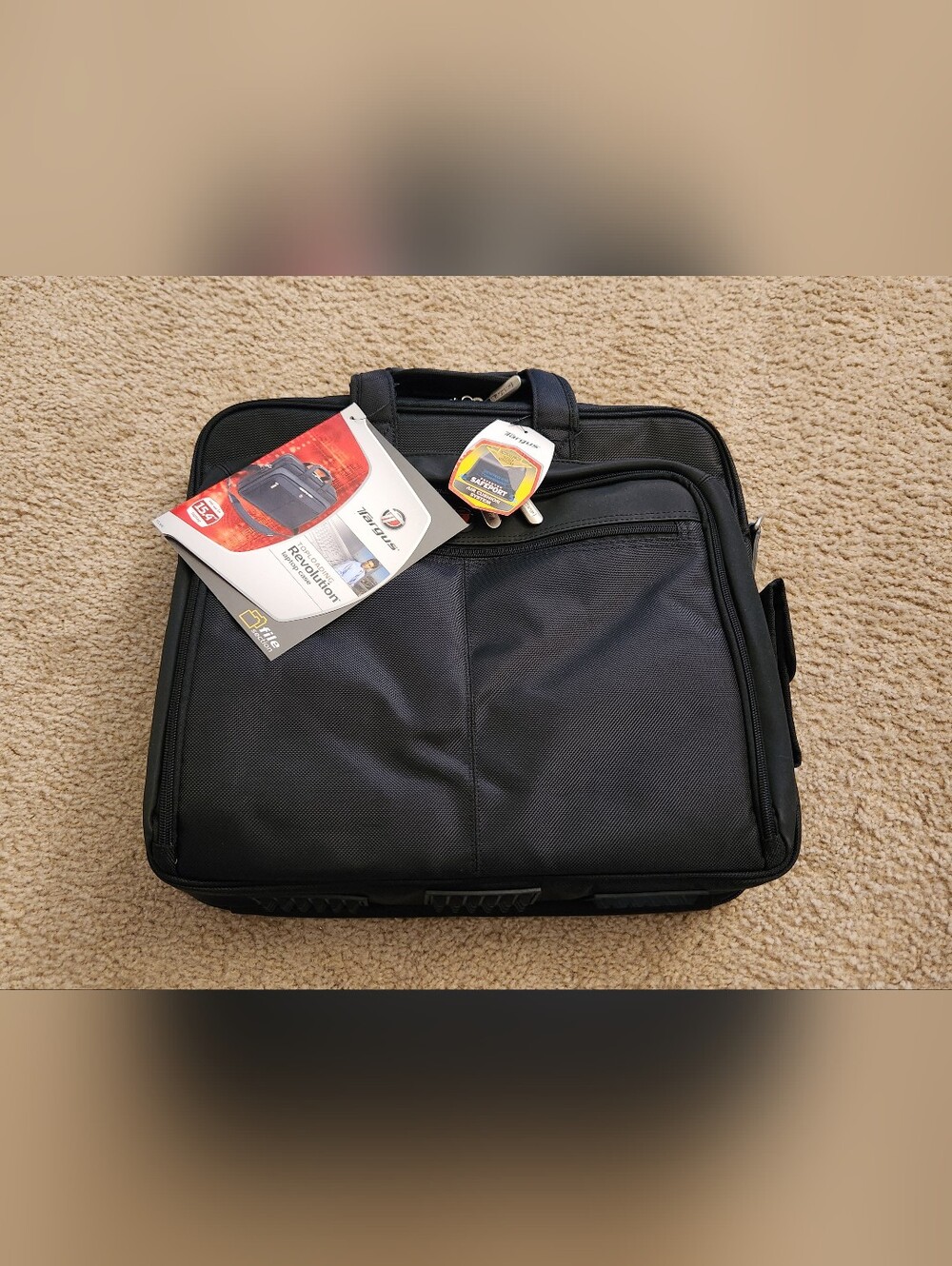 Targus Clamshell Premier Notebook Laptop Case